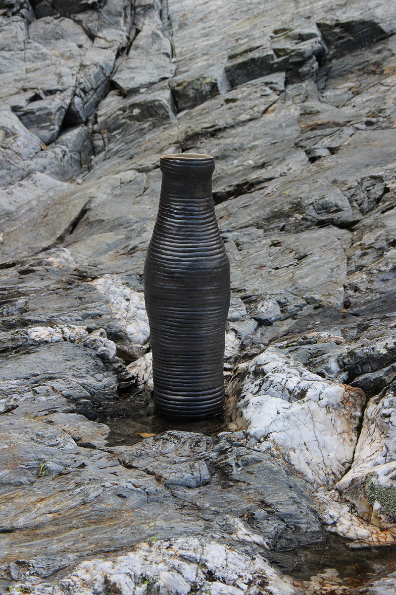 Cristine-Bath-artiste-ceramiste-porcelaine-gres-3-vases-ceramique-contemporaine-lozere-3